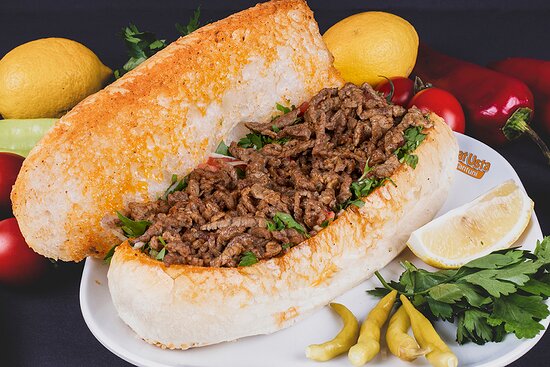 Тантуни из говядины  в батоне