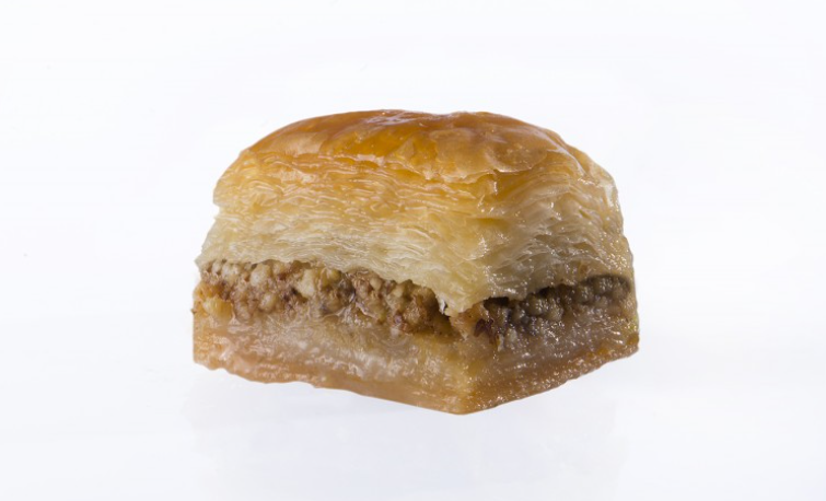 Пахлава с грецкими орехами