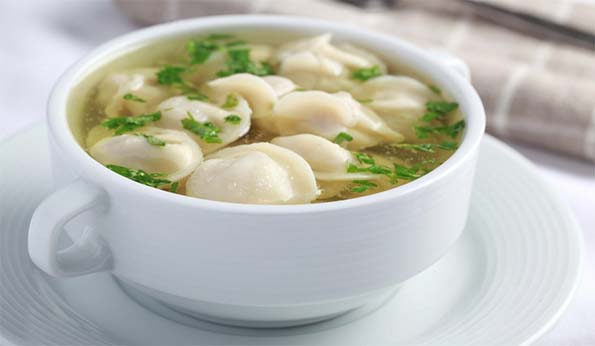Пельмени с бульоном 