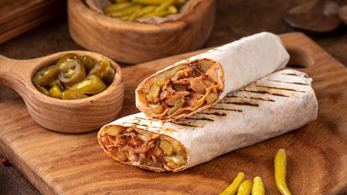 Донер с курицей в лаваше